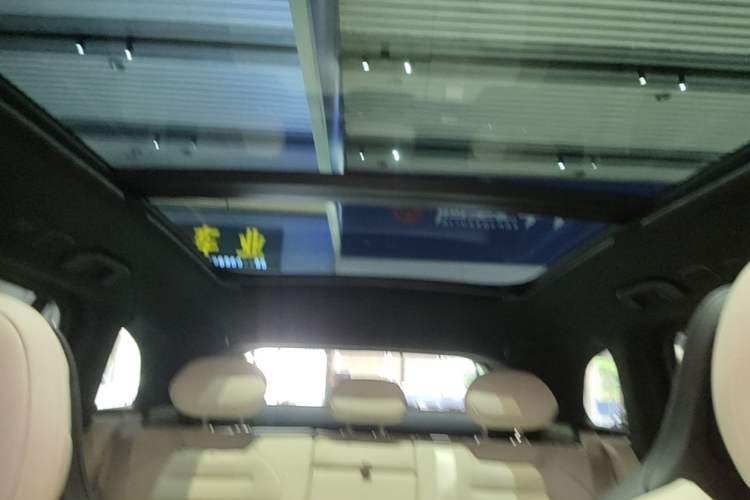 Used Nio ES6 2024 75 kWh Headliner