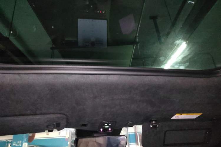 Used Nio ES6 2024 75 kWh Headliner