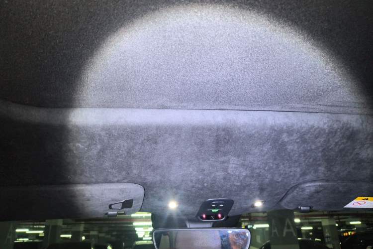 Used Nio ES6 2024 75 kWh Headliner
