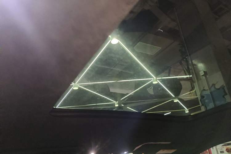 Used Nio ES6 2024 75 kWh Headliner
