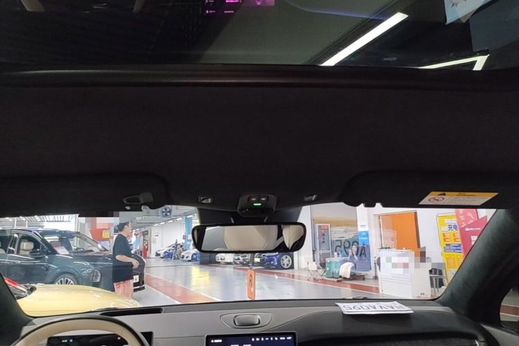 Used Nio ES6 2024 100kWh Headliner