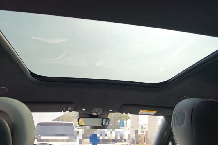 Used Nio ES6 2024 75 kWh Headliner