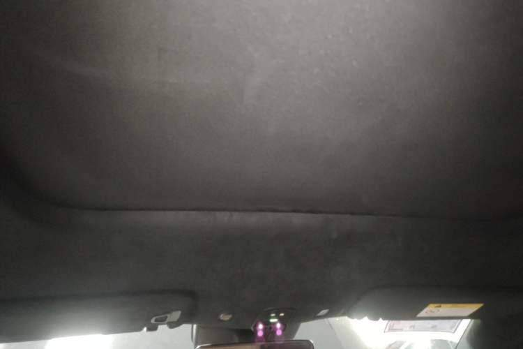 Used Nio ES6 2024 75 kWh Headliner