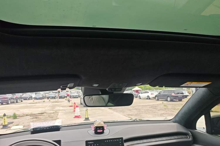 Used Nio ES6 2024 75 kWh Headliner