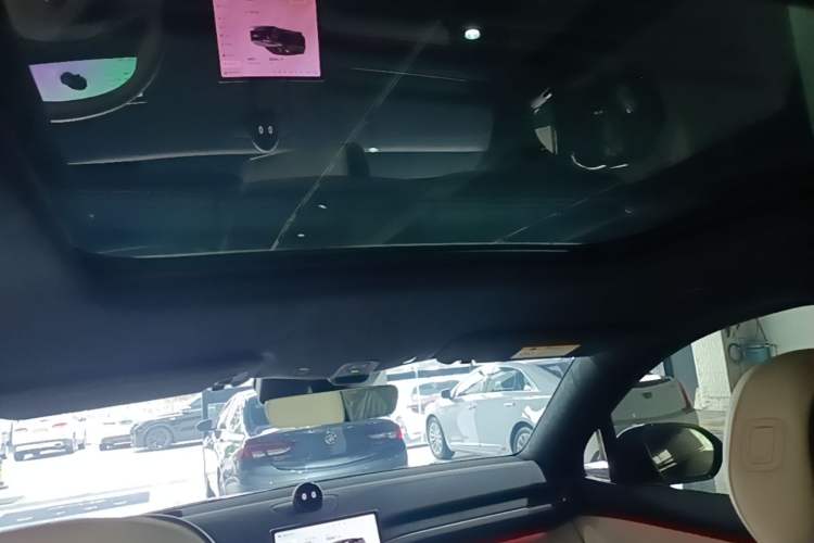 Used Nio ES6 2024 75 kWh Headliner