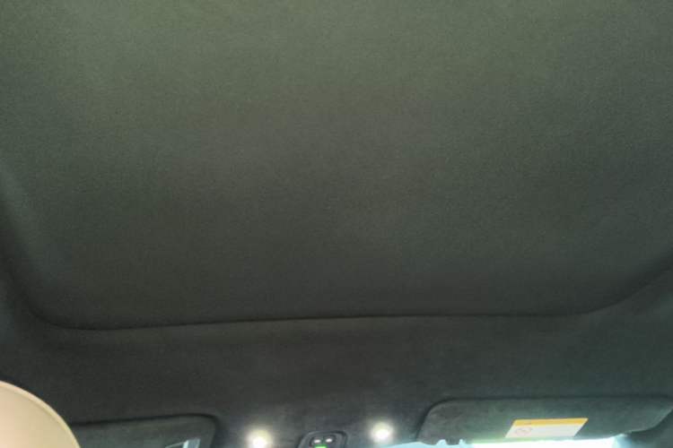 Used Nio ES6 2024 75 kWh Headliner