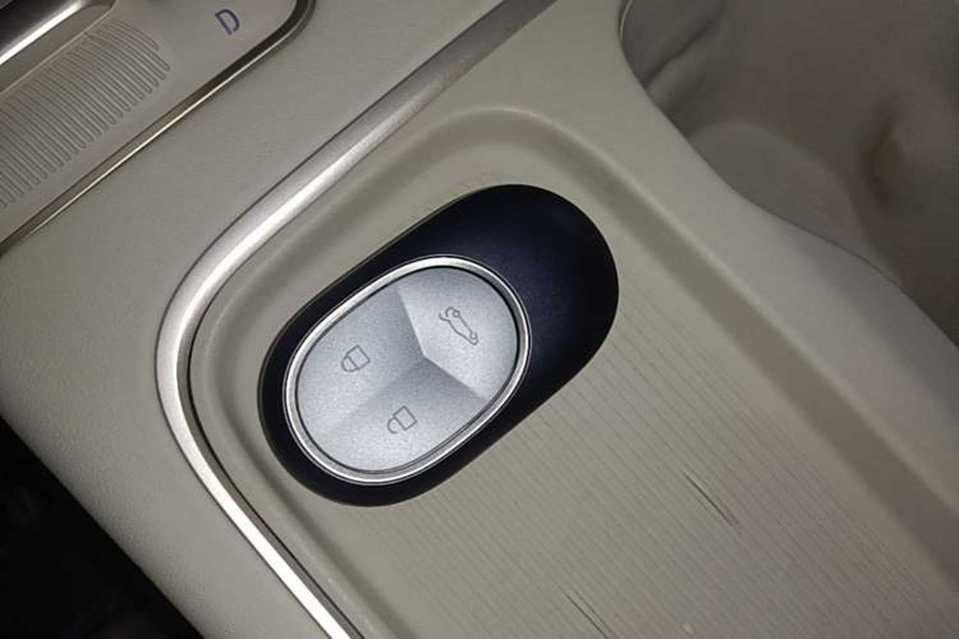 Used Nio ES6 2024 75 kWh Interior 1