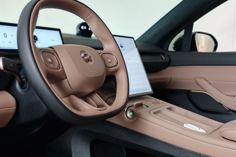 Used Nio ES6 2024 75 kWh Interior 3
