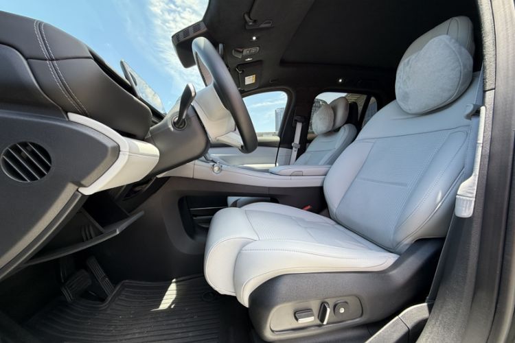 Used Nio ES6 2024 75 kWh Interior 4