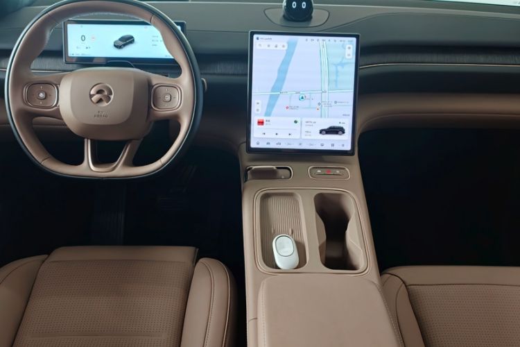 Used Nio ES6 2024 75 kWh Interior 6