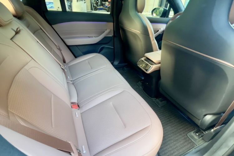 Used Nio ES6 2024 75 kWh Interior 7