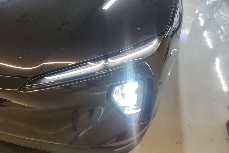 Used Nio ES6 2024 100kWh Left Front Headlight