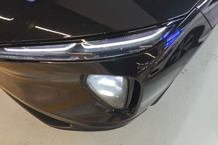 Used Nio ES6 2024 75 kWh Left Front Headlight