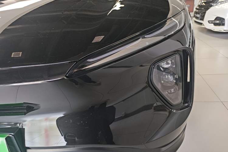 Used Nio ES6 2024 75 kWh Left Front Headlight