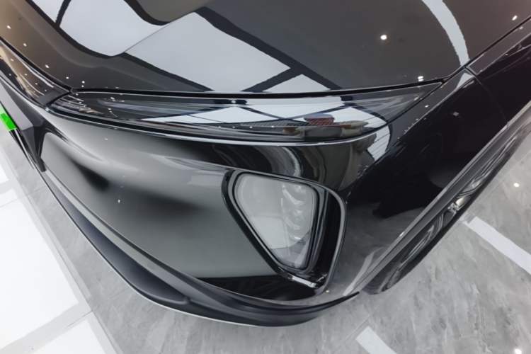 Used Nio ES6 2024 75 kWh Left Front Headlight