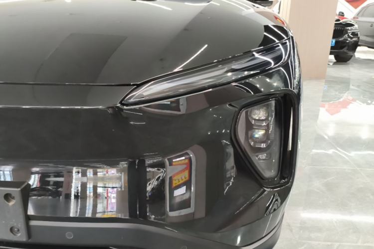Used Nio ES6 2024 75 kWh Left Front Headlight