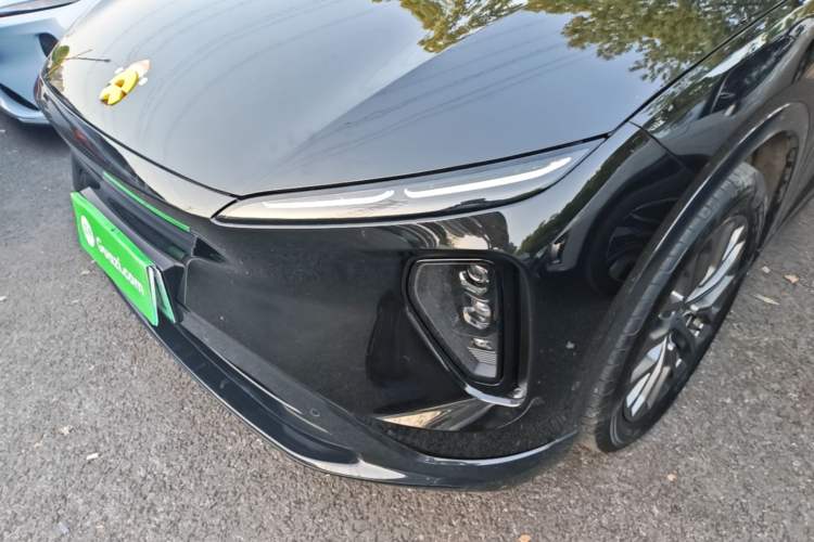 Used Nio ES6 2024 75 kWh Left Front Headlight