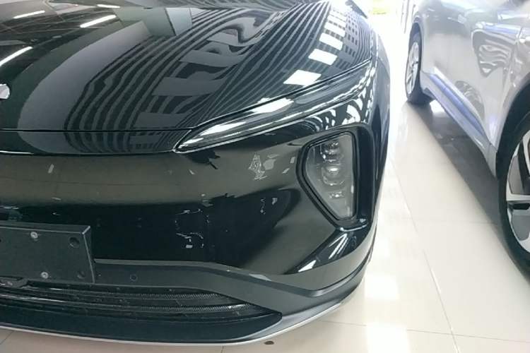 Used Nio ES6 2024 75 kWh Left Front Headlight