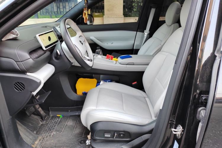 Used Nio ES6 2024 100kWh Left Front Seat