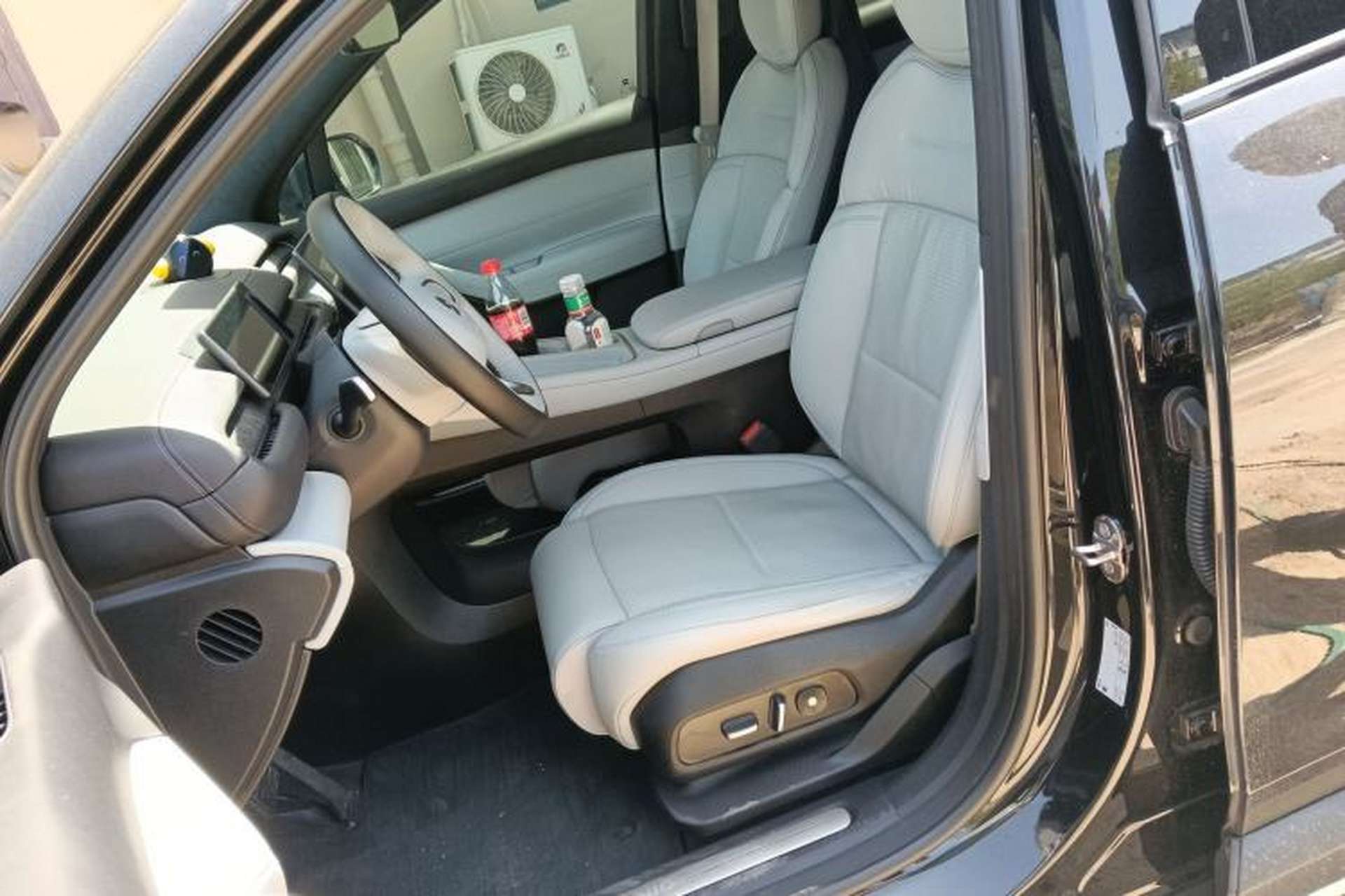 Used Nio ES6 2024 75 kWh Left Front Seat