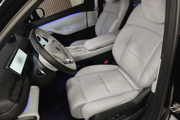 Used Nio ES6 2024 75 kWh Left Front Seat