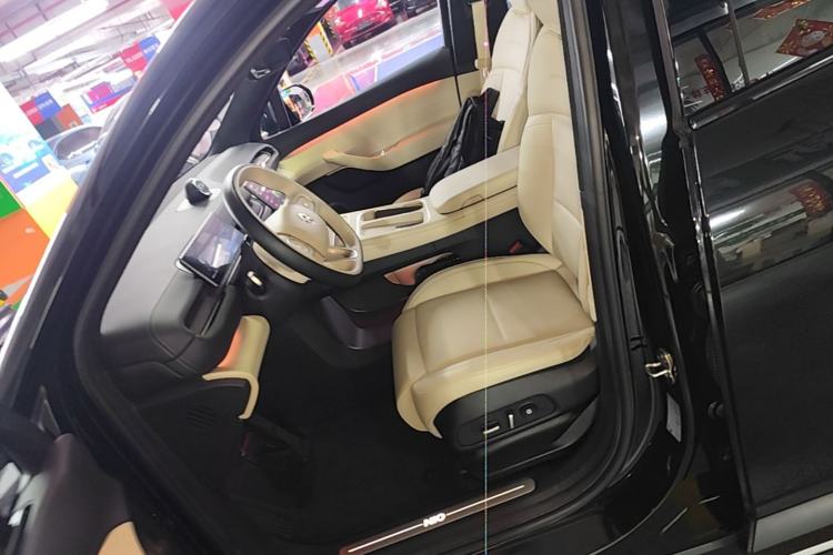 Used Nio ES6 2024 75 kWh Left Front Seat