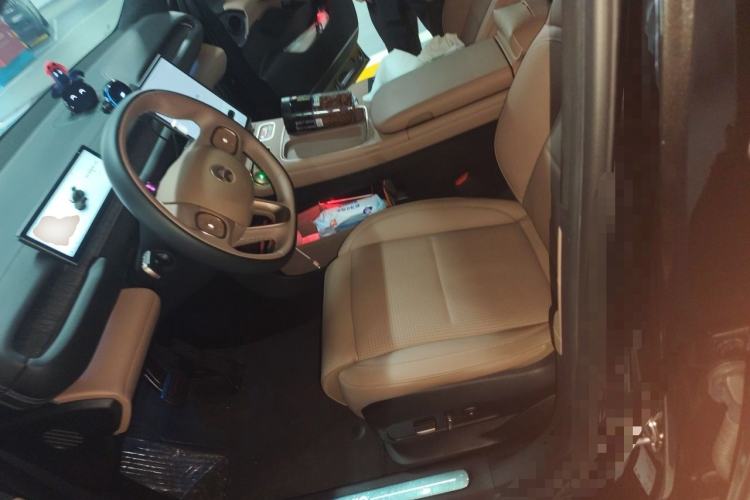 Used Nio ES6 2024 100kWh Left Front Seat
