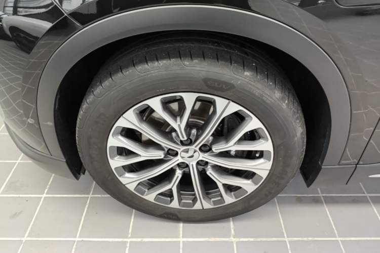 Used Nio ES6 2024 75 kWh Left Front Wheel Hub