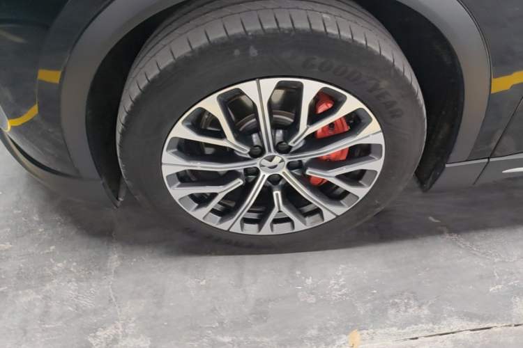Used Nio ES6 2024 75 kWh Left Front Wheel Hub