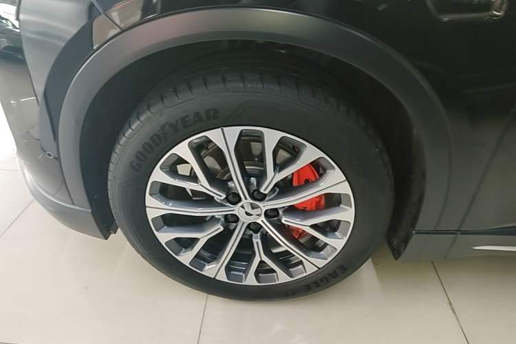 Used Nio ES6 2024 75 kWh Left Front Wheel Hub