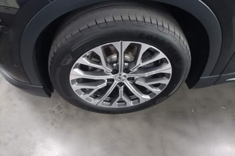 Used Nio ES6 2024 75 kWh Left Front Wheel Hub