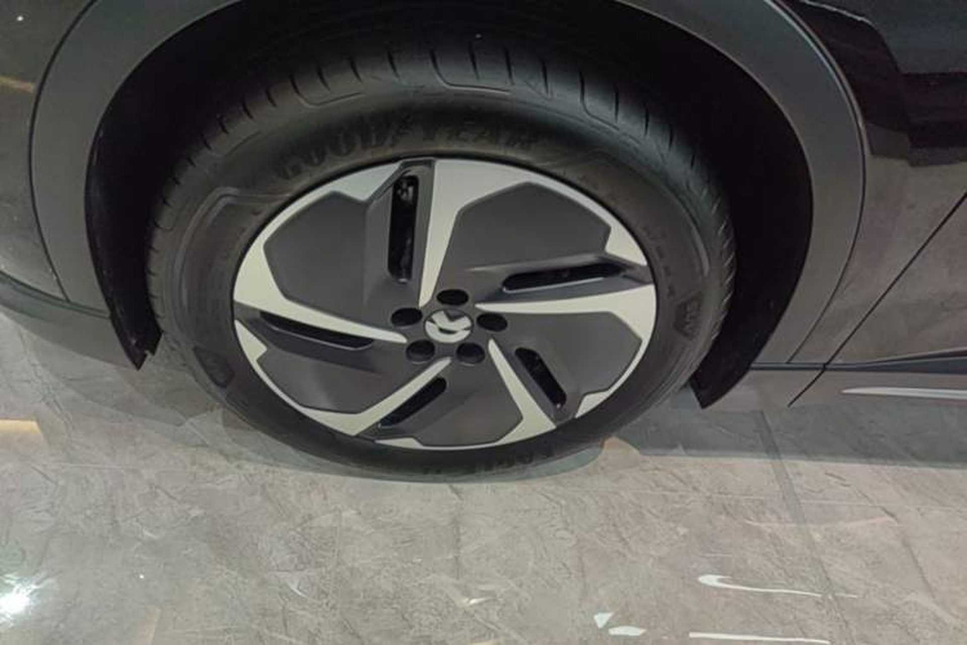 Used Nio ES6 2024 75 kWh Left Front Wheel Hub