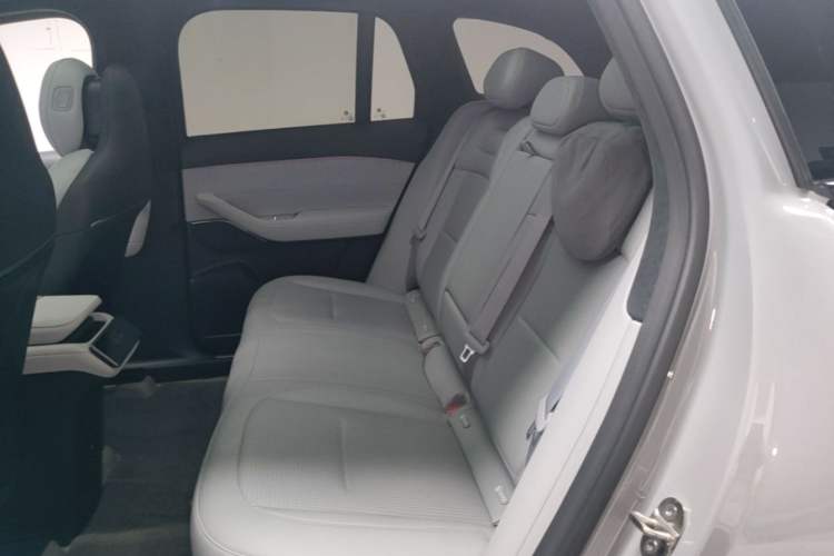 Used Nio ES6 2024 75 kWh Left Rear Seat