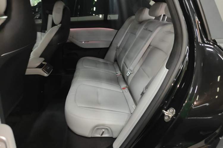 Used Nio ES6 2024 75 kWh Left Rear Seat