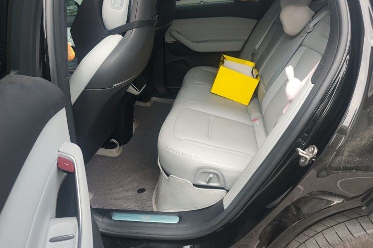 Used Nio ES6 2024 75 kWh Left Rear Seat