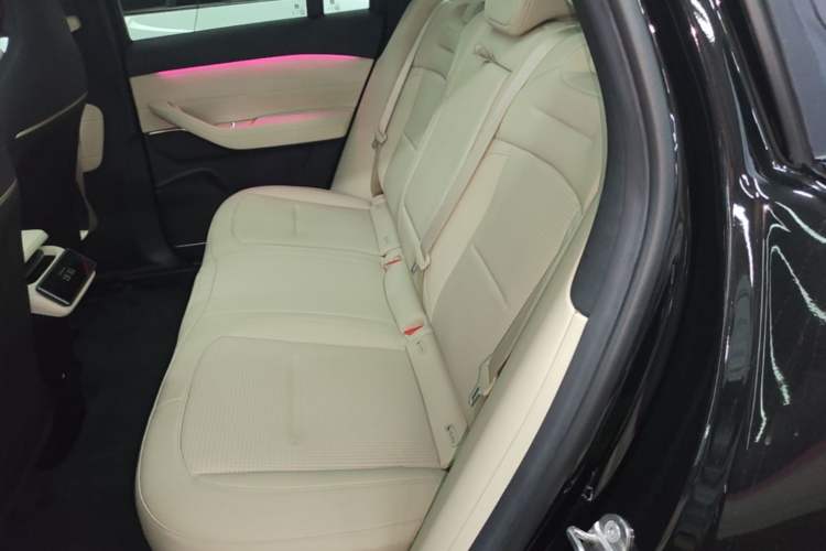 Used Nio ES6 2024 75 kWh Left Rear Seat