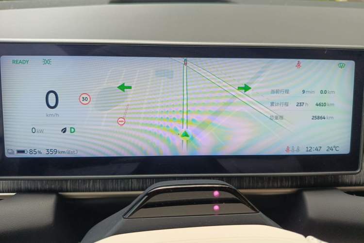 Used Nio ES6 2024 75 kWh Odometer Close Up