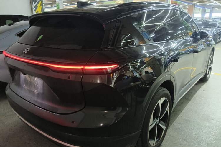 Used Nio ES6 2024 75 kWh Rear Right 45 Deg