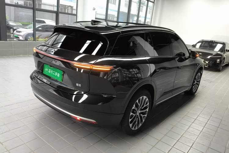 Used Nio ES6 2024 75 kWh Rear Right 45 Deg