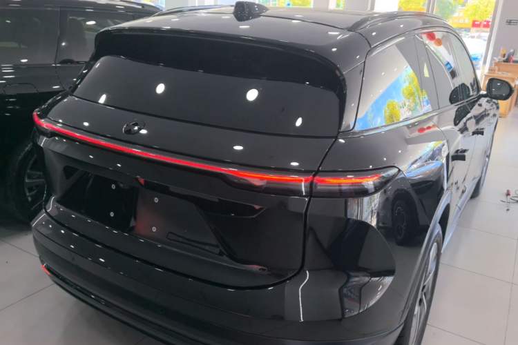 Used Nio ES6 2024 75 kWh Rear Right 45 Deg