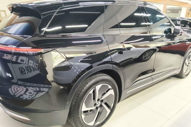 Used Nio ES6 2024 75 kWh Rear Right 45 Deg