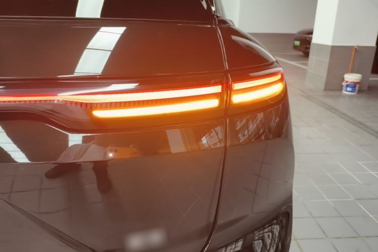 Used Nio ES6 2024 75 kWh Right Rear Taillight