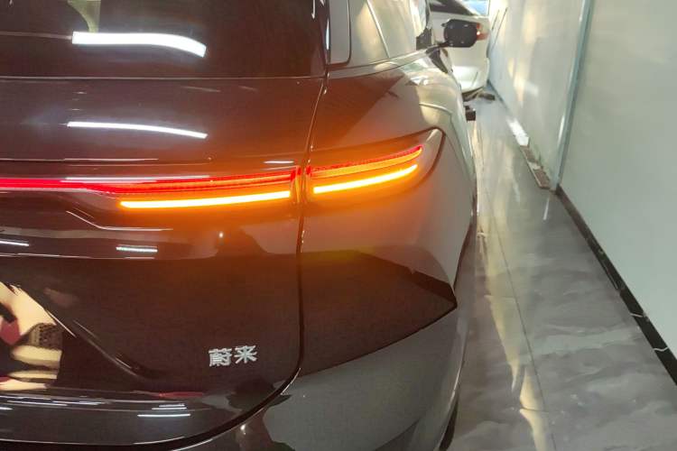 Used Nio ES6 2024 75 kWh Right Rear Taillight