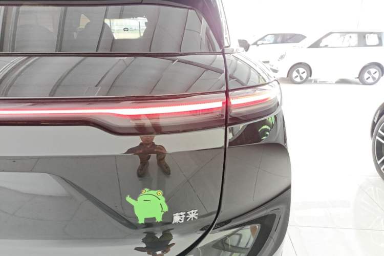 Used Nio ES6 2024 75 kWh Right Rear Taillight