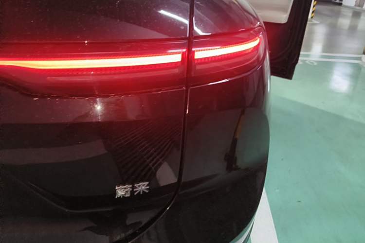 Used Nio ES6 2024 75 kWh Right Rear Taillight