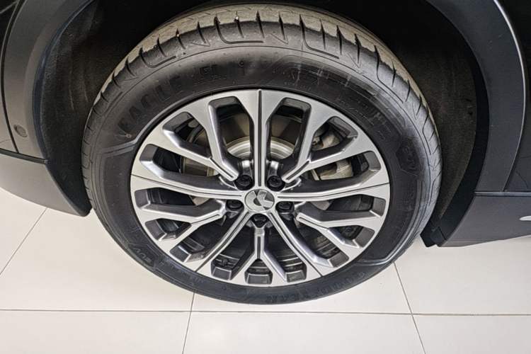 Used Nio ES6 2024 75 kWh Right Rear Wheel Hub