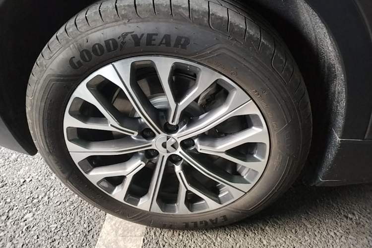 Used Nio ES6 2024 75 kWh Right Rear Wheel Hub