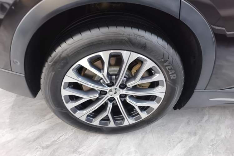 Used Nio ES6 2024 75 kWh Right Rear Wheel Hub