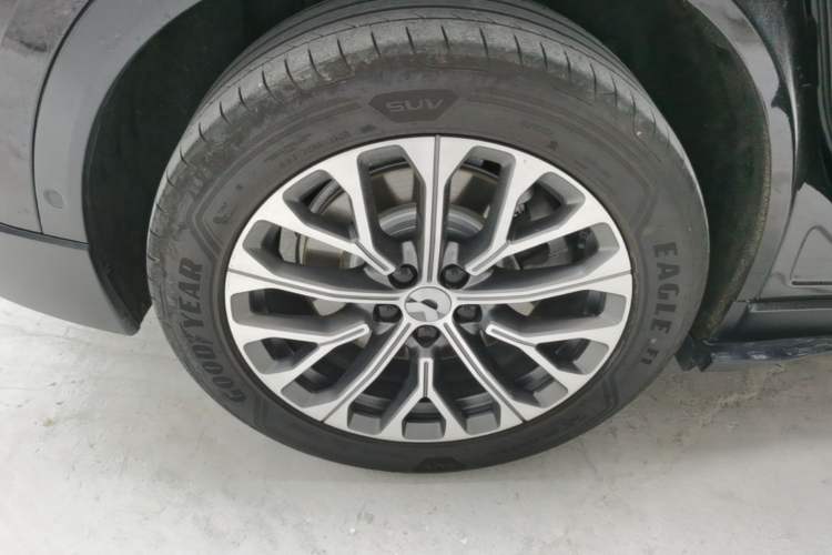 Used Nio ES6 2024 75 kWh Right Rear Wheel Hub