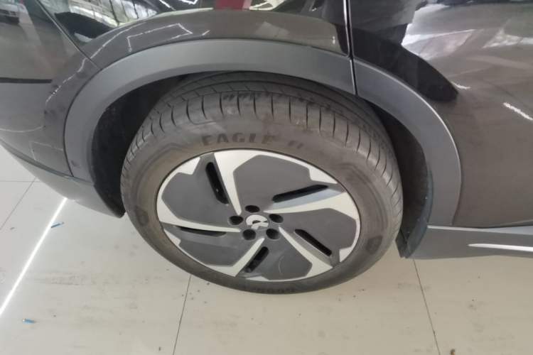 Used Nio ES6 2024 75 kWh Right Rear Wheel Hub